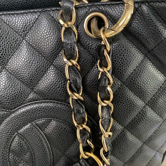 CHANEL Caviar Quilted Grand Shopping Tote GST tote bag black leather - Picture 7 of 16